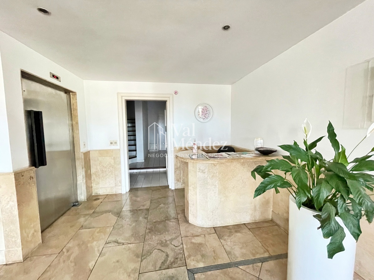 Apartamento ID.1516 - VENTA DE APARTAMENTO EN PUNTA DEL ESTE, zona PUERTO