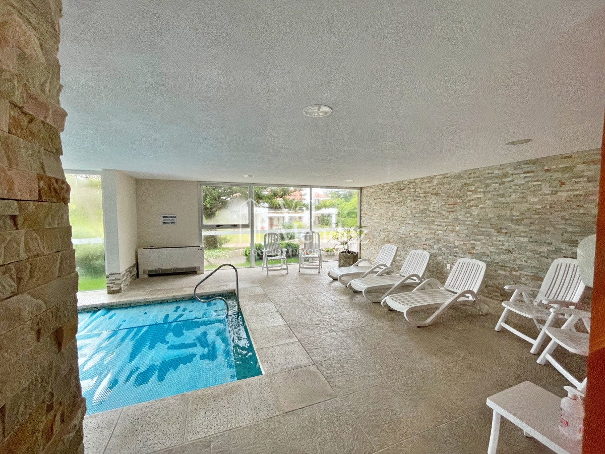Apartamento ID.855 - Apartamento en venta-PUNTA DEL ESTE zona BRAVA