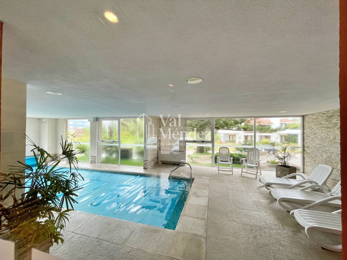 Apartamento ID.855 - Apartamento en venta-PUNTA DEL ESTE zona BRAVA