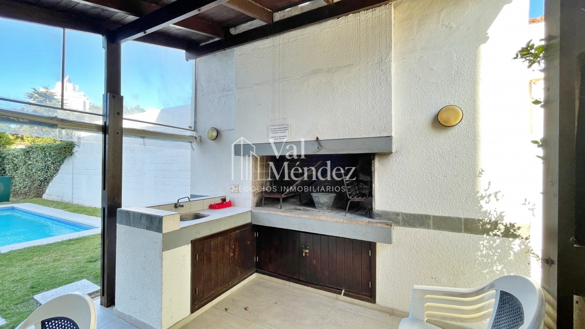 Apartamento ID.41 - Apartamento en alquiler 2 dorm PUNTA DEL ESTE zona AIDY GRILL