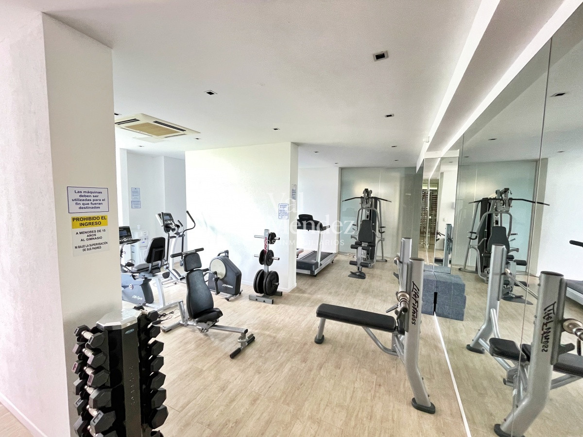 Apartamento ID.1271 - Apartamento Torre con servicios en PUNTA DEL ESTE zona BRAVA