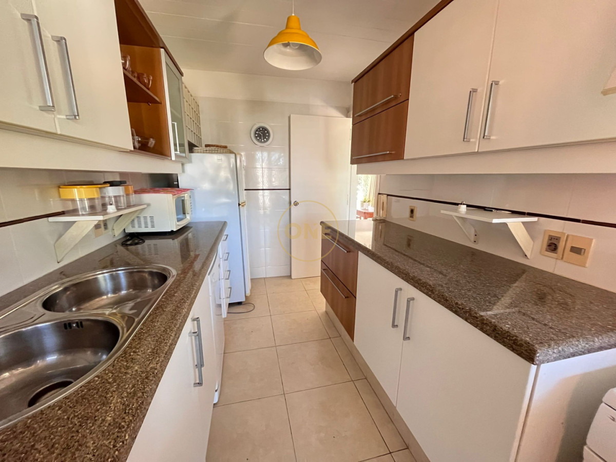 Apartamento ID.2070 - Apartamento de 2 dormitorios  en Rincón del Indio con parrillero 