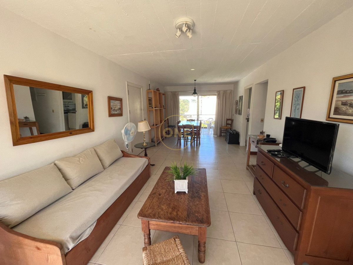 Apartamento ID.2070 - Apartamento de 2 dormitorios  en Rincón del Indio con parrillero 