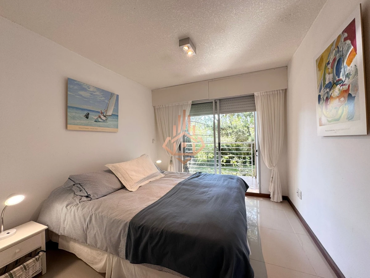 En venta 2 dormitorios con parrillero, en Playa Brava, Rincón del Indio.