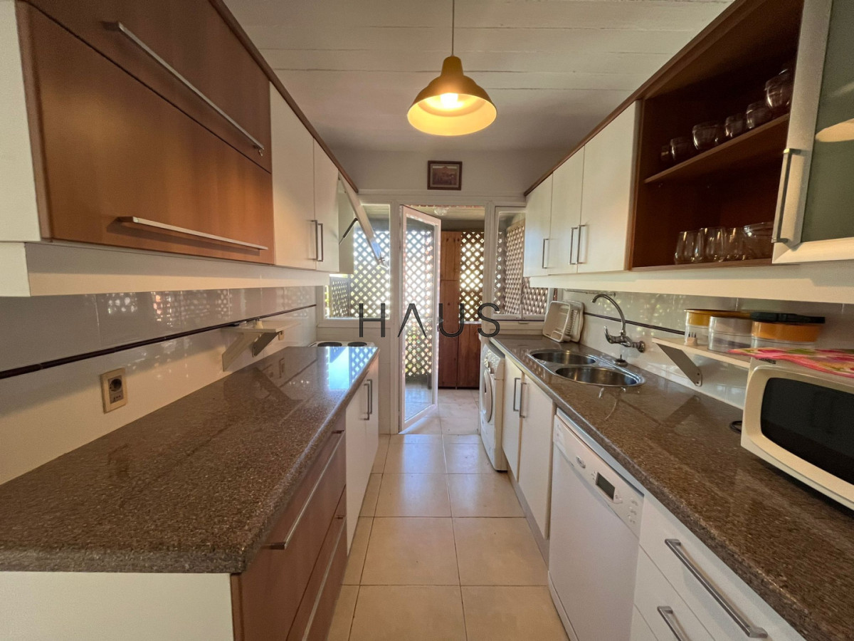 Apartamento ID.677 - Apartamento de 2 dormitorios  en Rincón del Indio con parrillero 