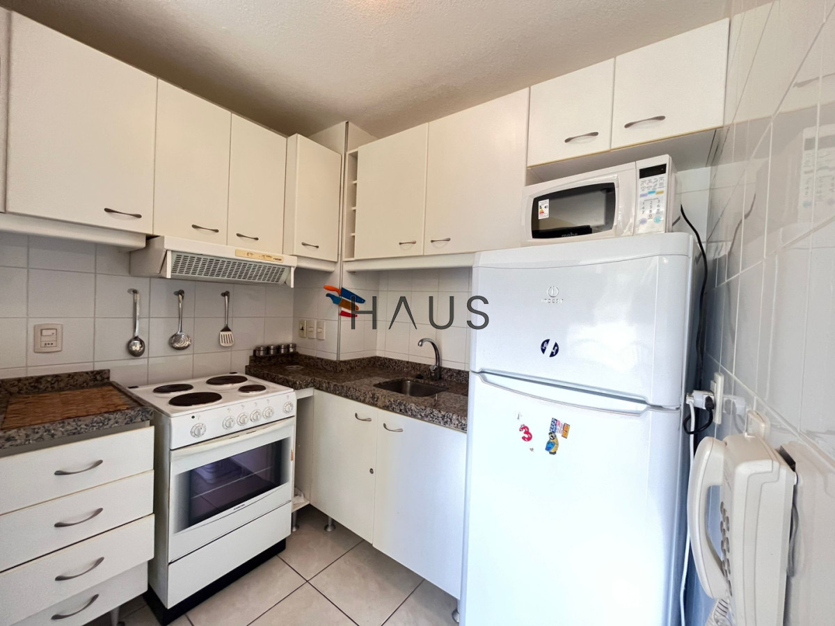 Apartamento ID.632 - Apartamento en venta  1 dormitorio con balcón y garaje en Roosevelt 