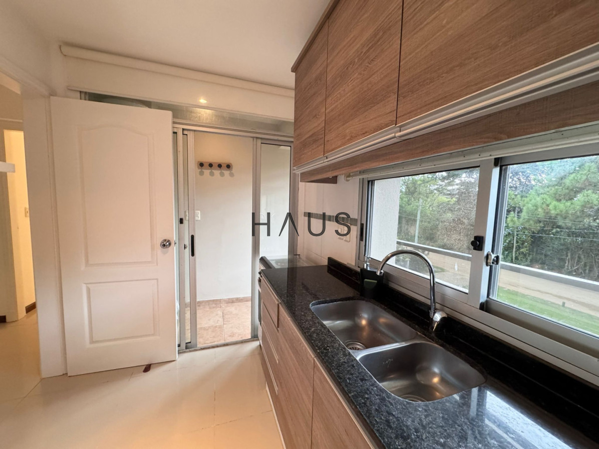 Apartamento ID.567 - Apartamento en Rincón del Indio 2 dormitorios con Parrillero 