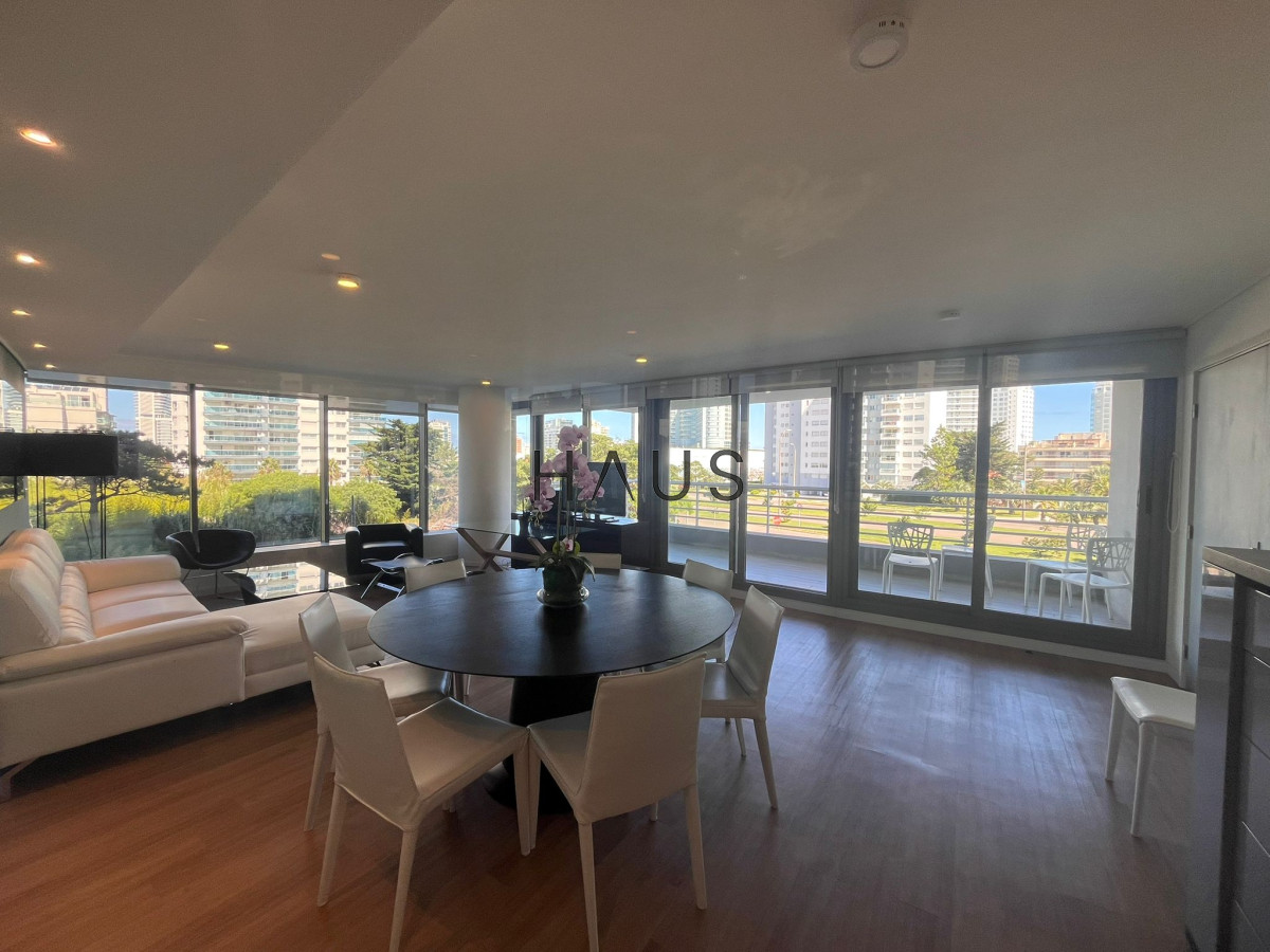 Apartamento ID.476 - Apartamento 3 dormitorios en Alexander Boulevard 