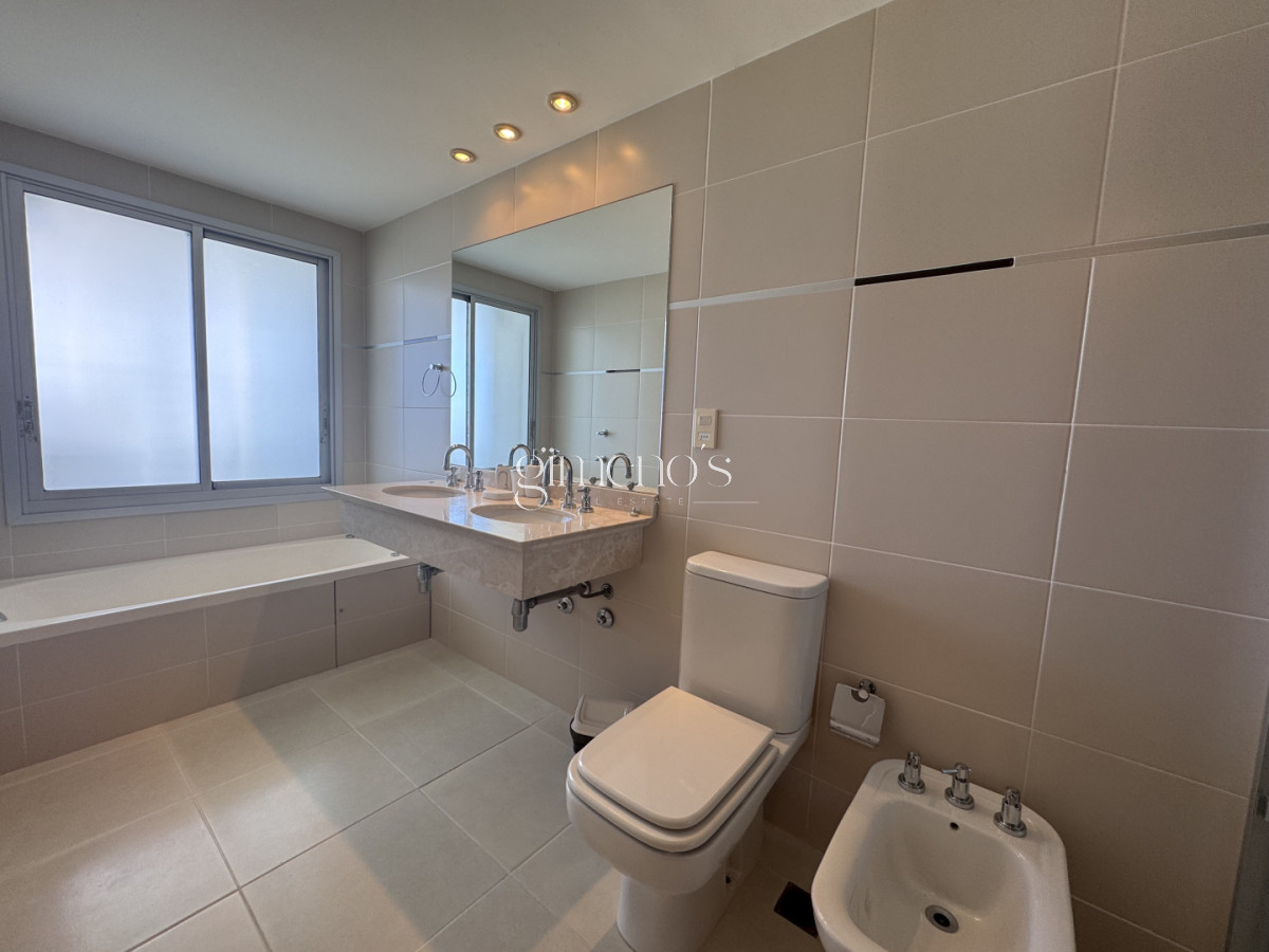 Apartamento ID.1010 - Alquiler anual e invernal Seasons Tower 