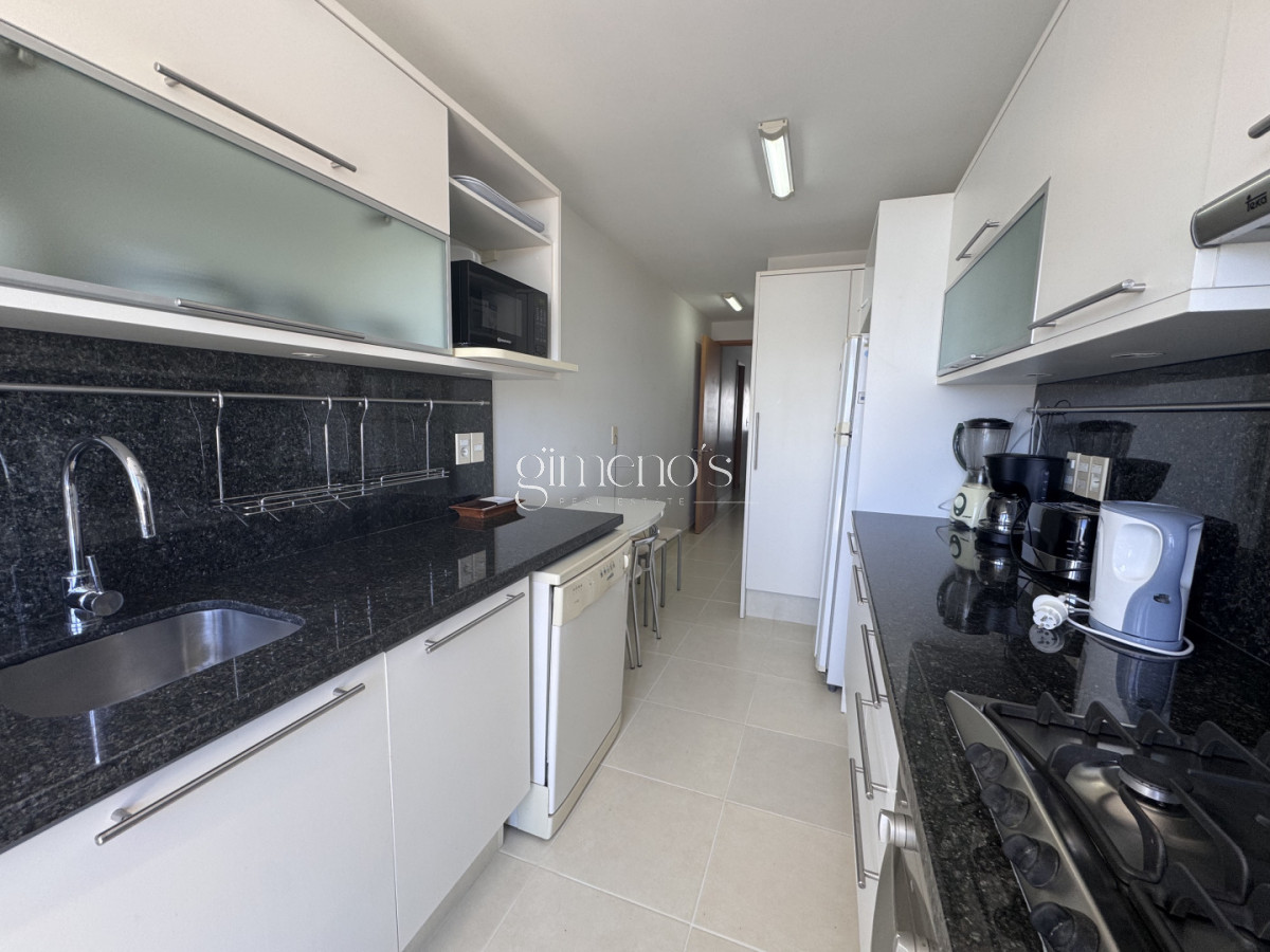 Apartamento ID.1010 - Alquiler anual e invernal Seasons Tower 