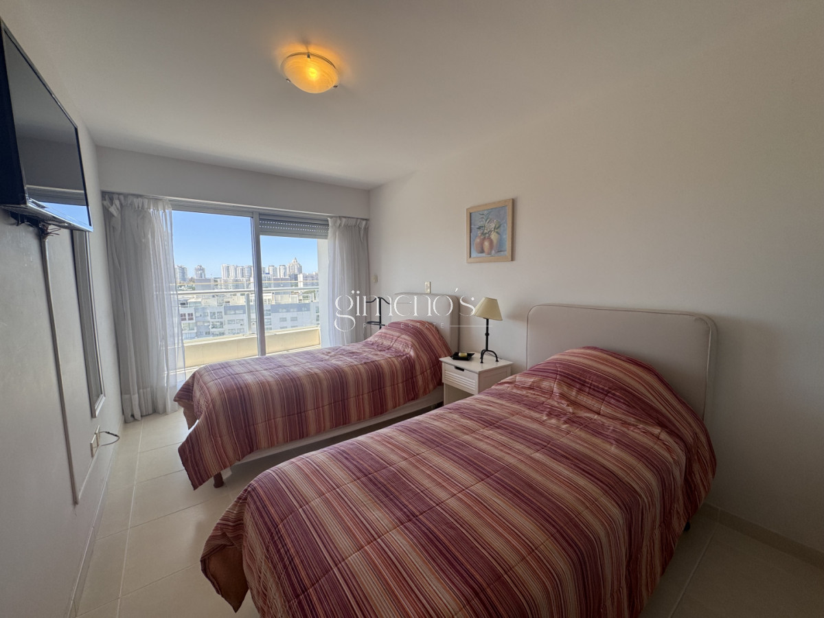 Apartamento ID.1010 - Alquiler anual e invernal Seasons Tower 
