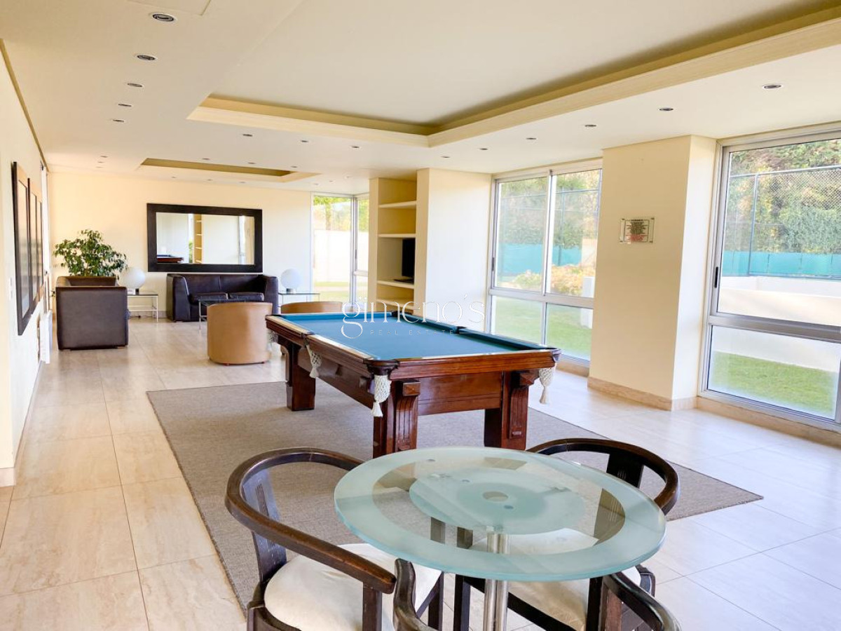 Apartamento ID.1341 - Apartamento en venta  1 dormitorio con balcón y garaje en Roosevelt - Punta del Este 