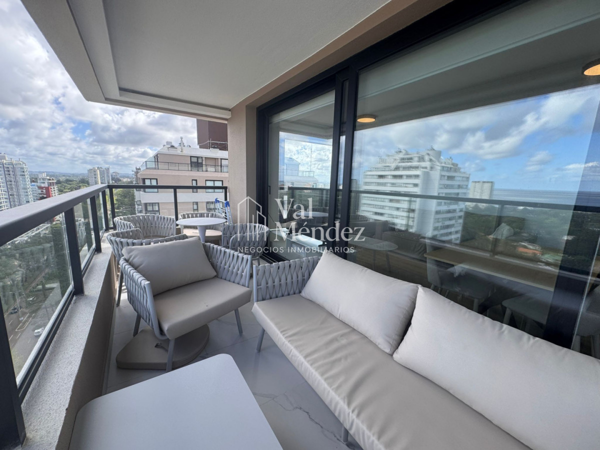 Apartamento ID.3849 - Apartamento en alquiler anual  2 dormitorios con vista al mar