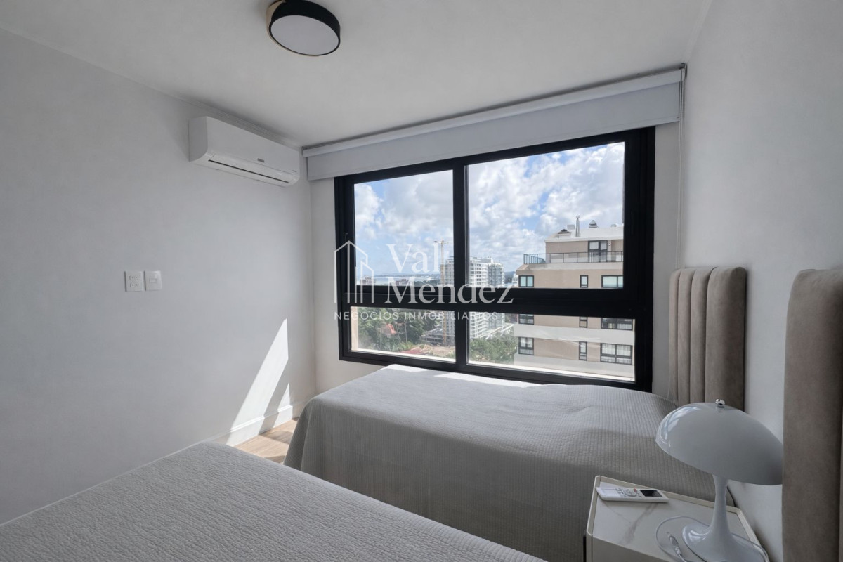 Apartamento ID.3849 - Apartamento en alquiler anual  2 dormitorios con vista al mar