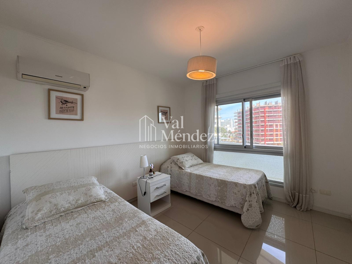 Apartamento ID.3815 - Alquiler de temporada 2 dormitorios en Wind Tower 