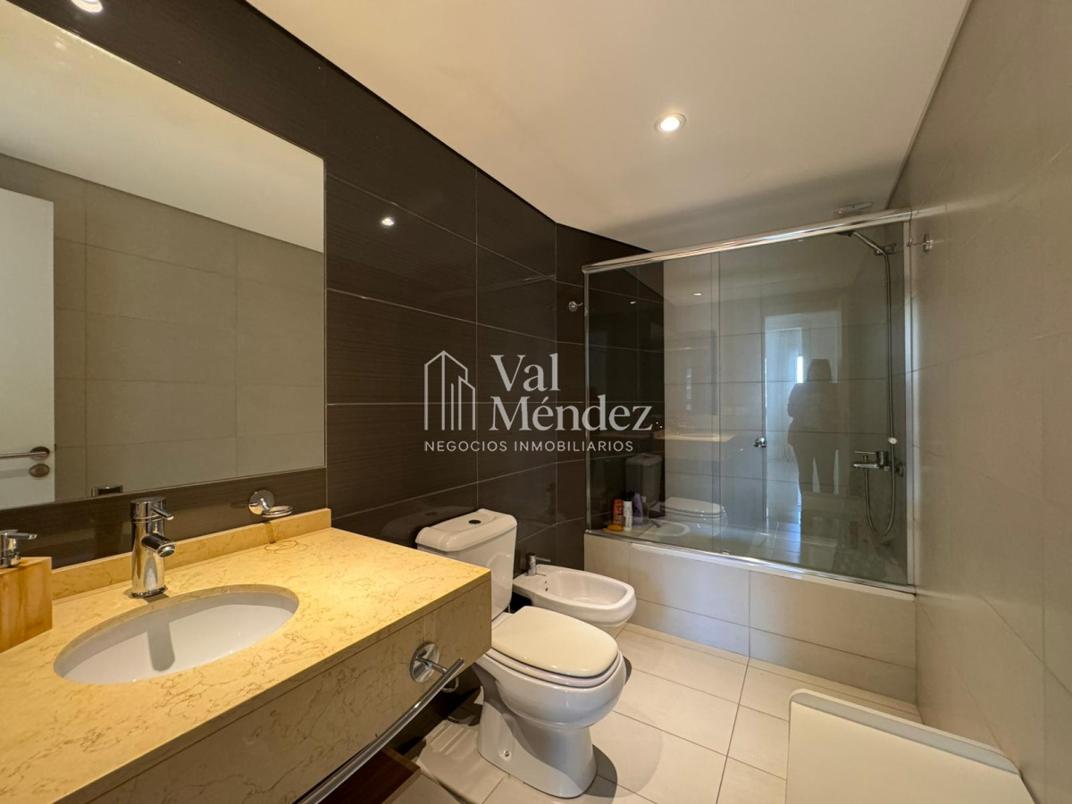 Apartamento ID.3815 - Alquiler de temporada 2 dormitorios en Wind Tower 