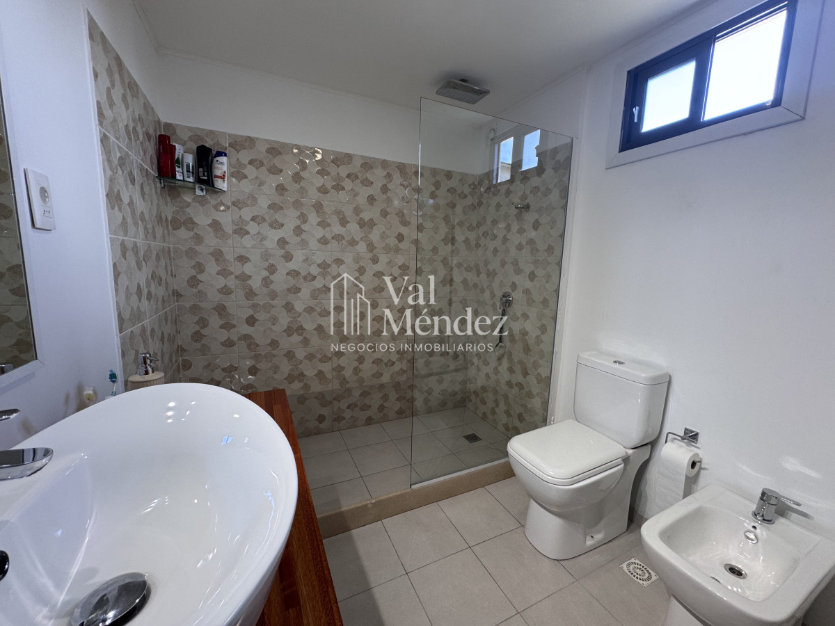 Apartamento ID.3921 - Casa en venta  2 dormitorios en Maldonado 