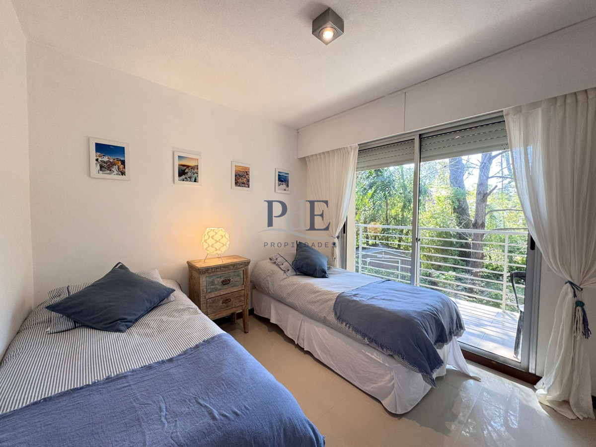 En venta 2 dormitorios con parrillero, en Playa Brava, Rincón del Indio. - Imagen 11