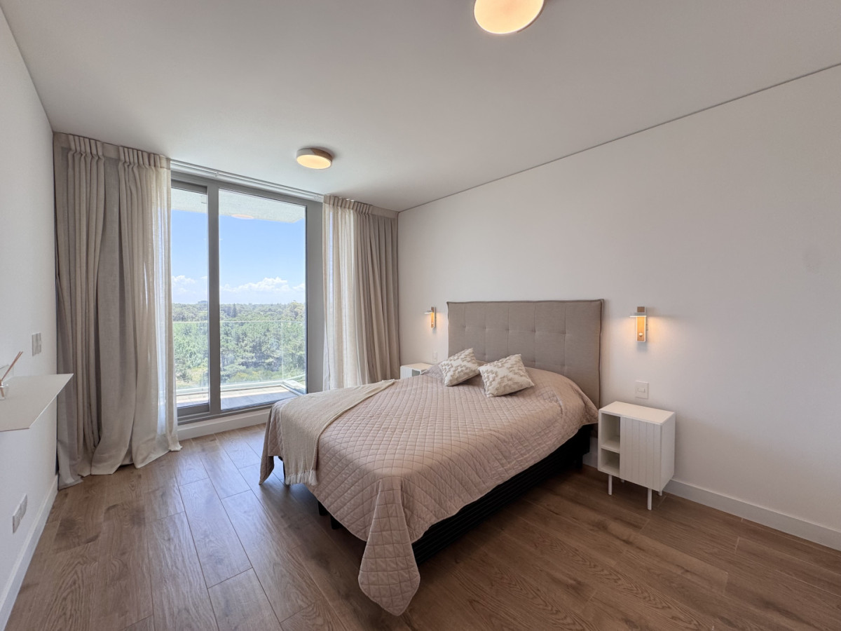 Apartamento ID.21098608 -  1 dormitorio en Trump Tower Punta del Este  en alquiler y venta 