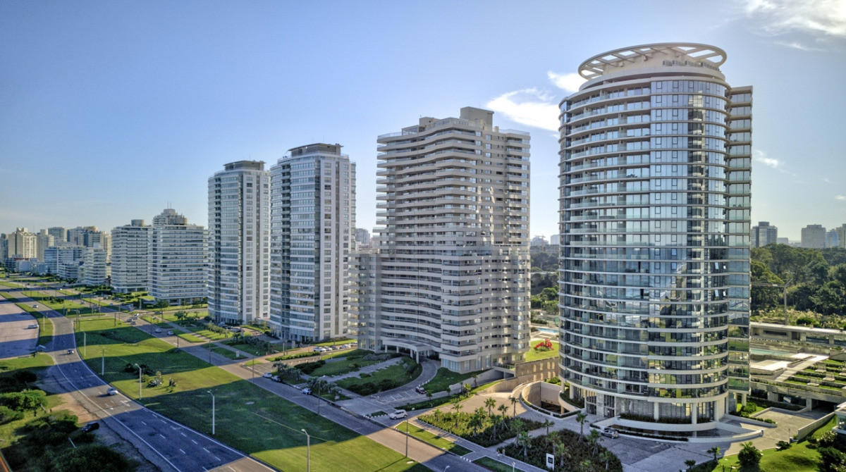 Apartamento ID.25 -  1 dormitorio en Trump Tower Punta del Este  en alquiler y venta 