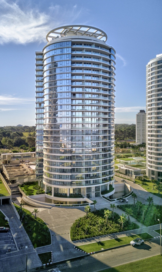Apartamento ID.25 -  1 dormitorio en Trump Tower Punta del Este  en alquiler y venta 