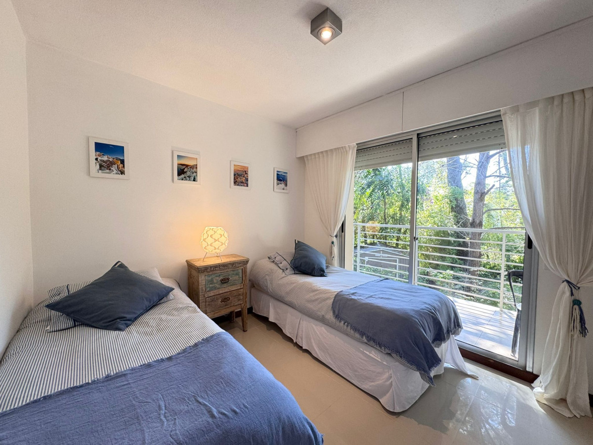 Apartamento ID.87 - En venta 2 dormitorios con parrillero, en Playa Brava, Rincón del Indio.