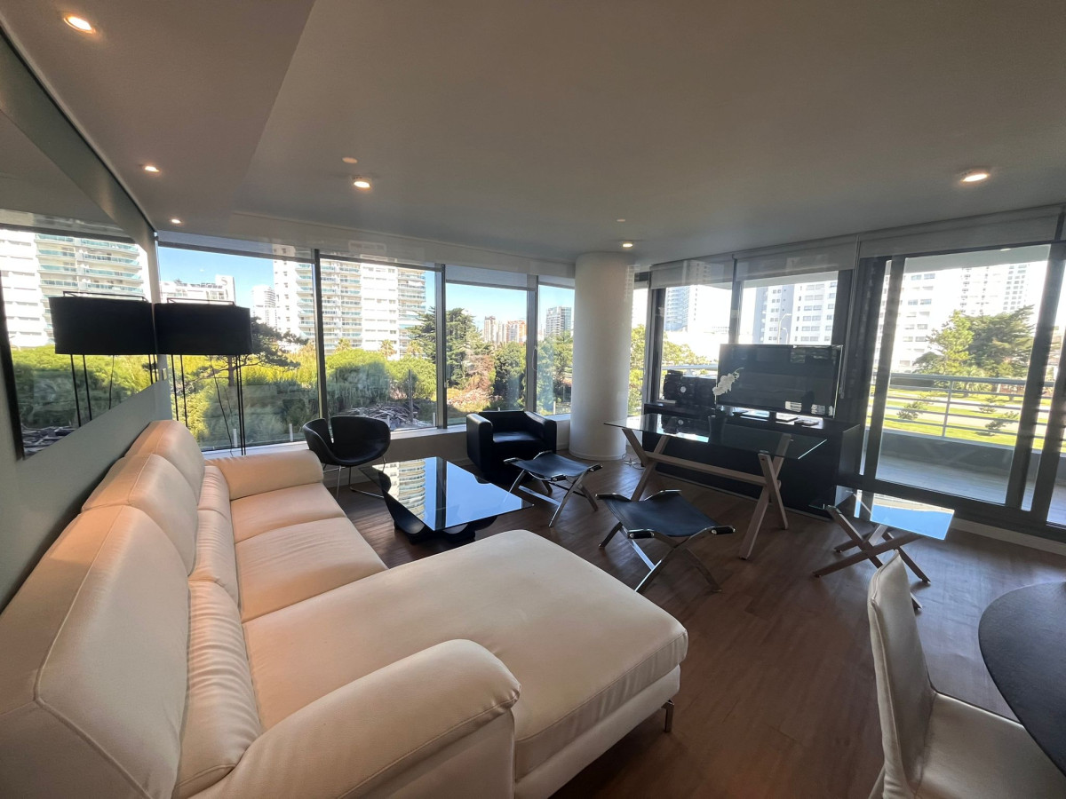 Apartamento ID.6 - Apartamento 3 dormitorios en Alexander Boulevard 