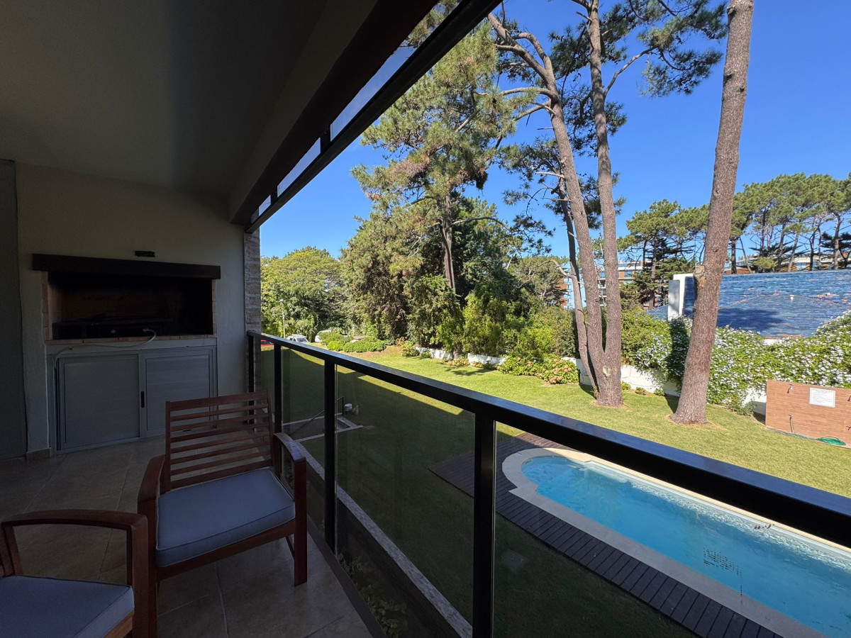 Apartamento ID.87 - En venta 2 dormitorios con parrillero, en Playa Brava, Rincón del Indio.