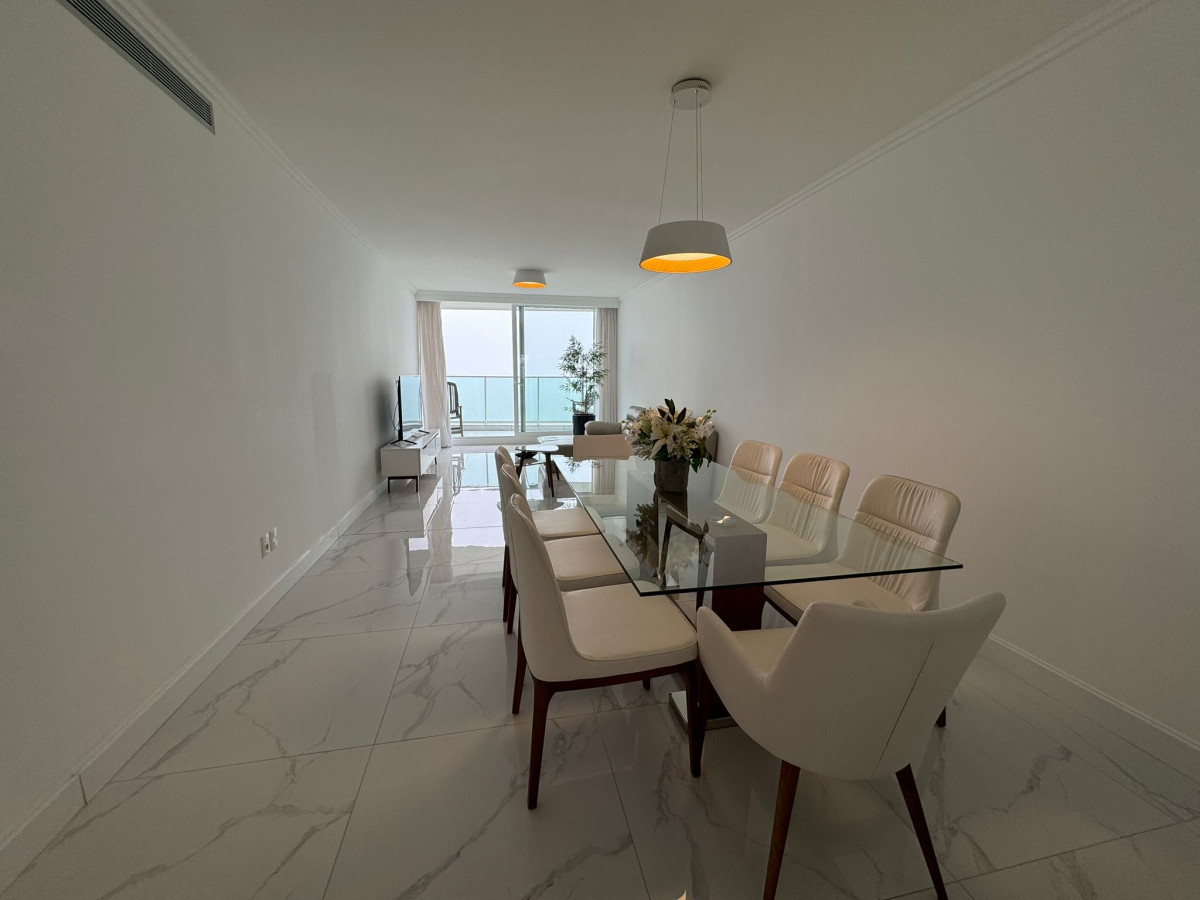 Apartamento ID.12 - Apartamento de 3 dormitorios en Paramount Tower 