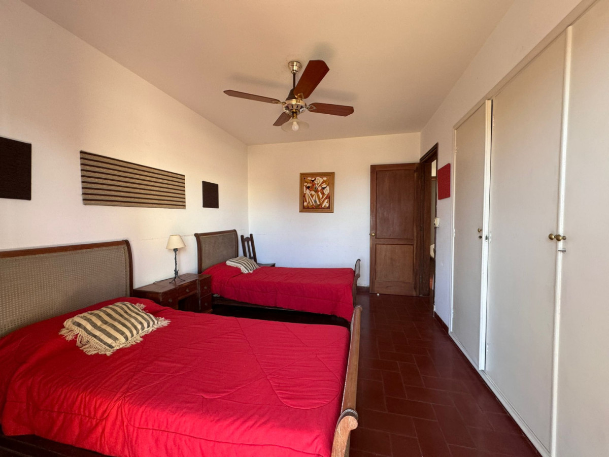 Apartamento ID.207 - 3 dormitorios con estufa a leña en Península 