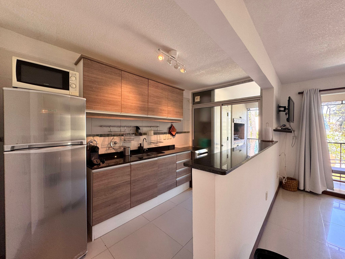 Apartamento ID.87 - En venta 2 dormitorios con parrillero, en Playa Brava, Rincón del Indio.