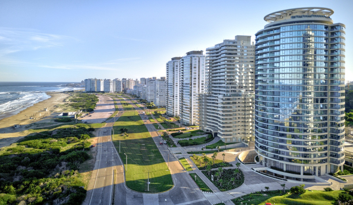 Apartamento ID.25 -  1 dormitorio en Trump Tower Punta del Este  en alquiler y venta 