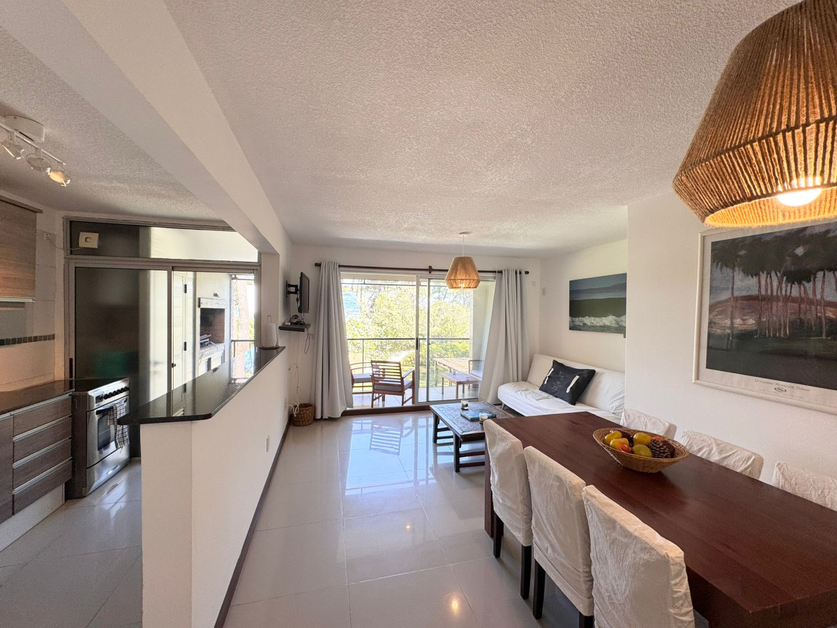 Apartamento ID.87 - En venta 2 dormitorios con parrillero, en Playa Brava, Rincón del Indio.