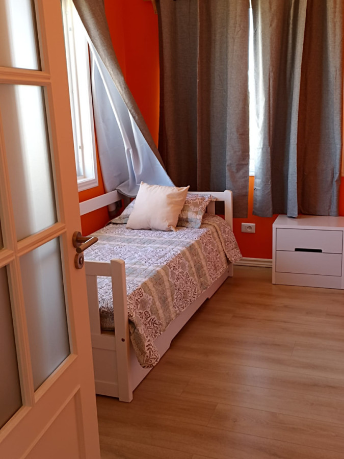 Casa ID.159 - CASA DE TRES DORMITORIOS. SEGUNDA LINEA AL MAR 