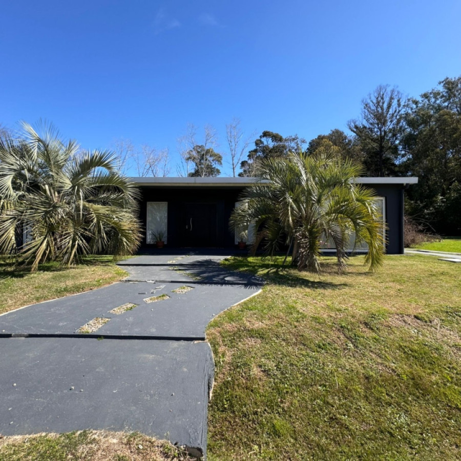 Casa ID.13 - Casa en venta 4 dormitorios en VERDE MORA 