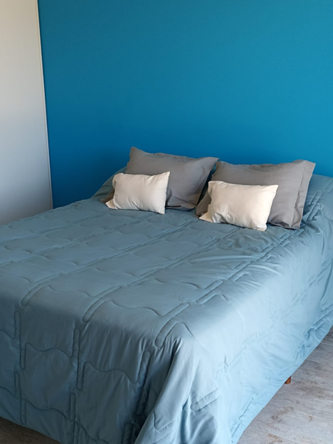 Casa ID.159 - CASA DE TRES DORMITORIOS. SEGUNDA LINEA AL MAR 