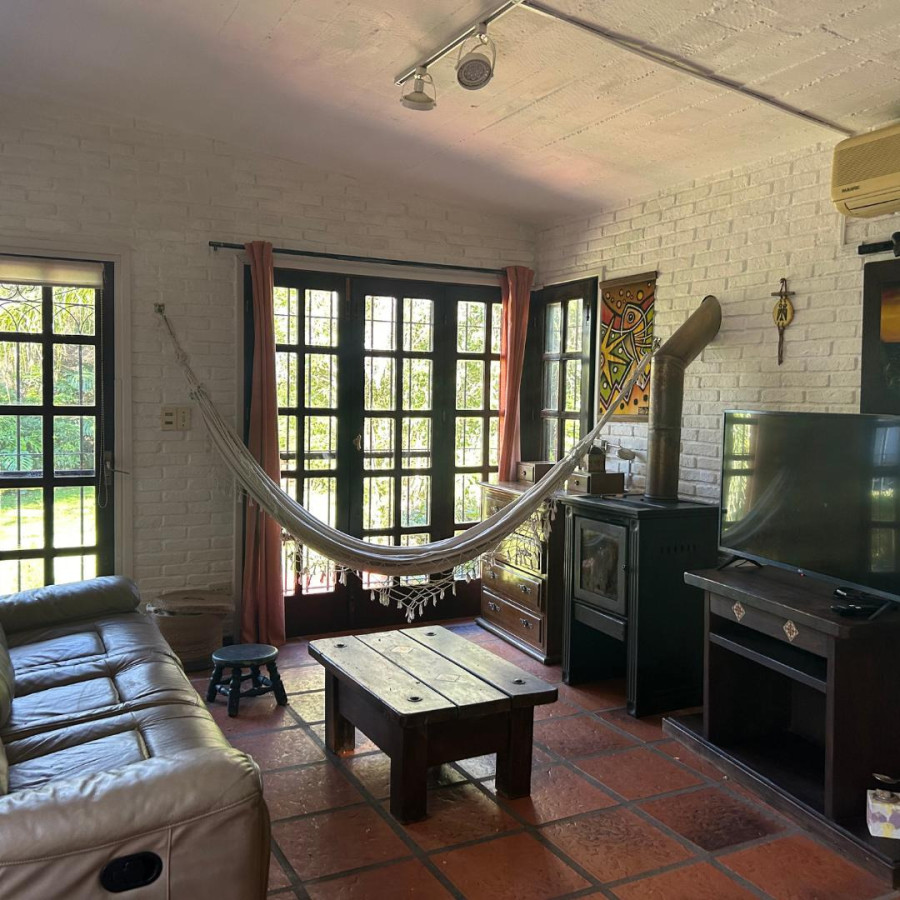 Casa ID.357 - Alquiler anual casa 3 dormitorios con piscina 