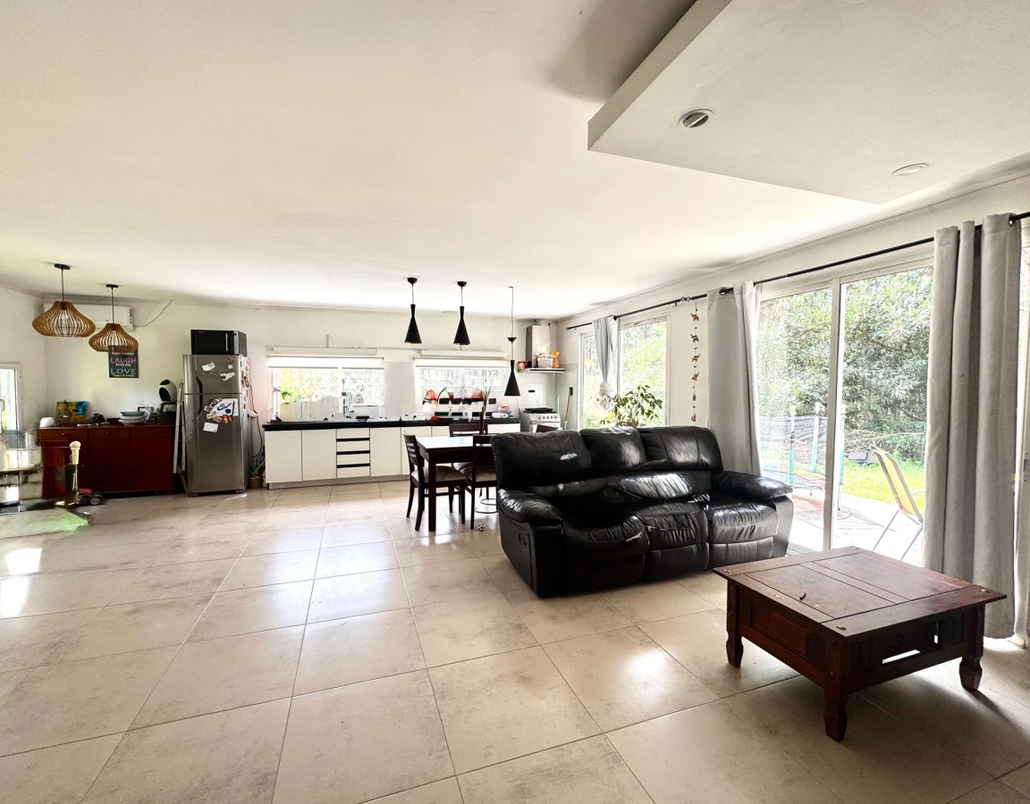 Casa ID.105 - Casa 3 dormitorios en venta. 