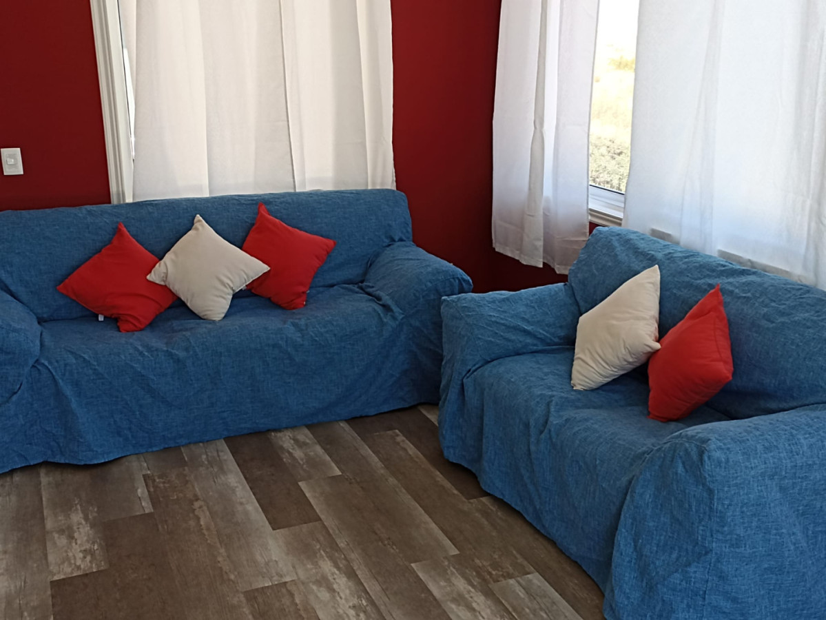 Casa ID.159 - CASA DE TRES DORMITORIOS. SEGUNDA LINEA AL MAR 