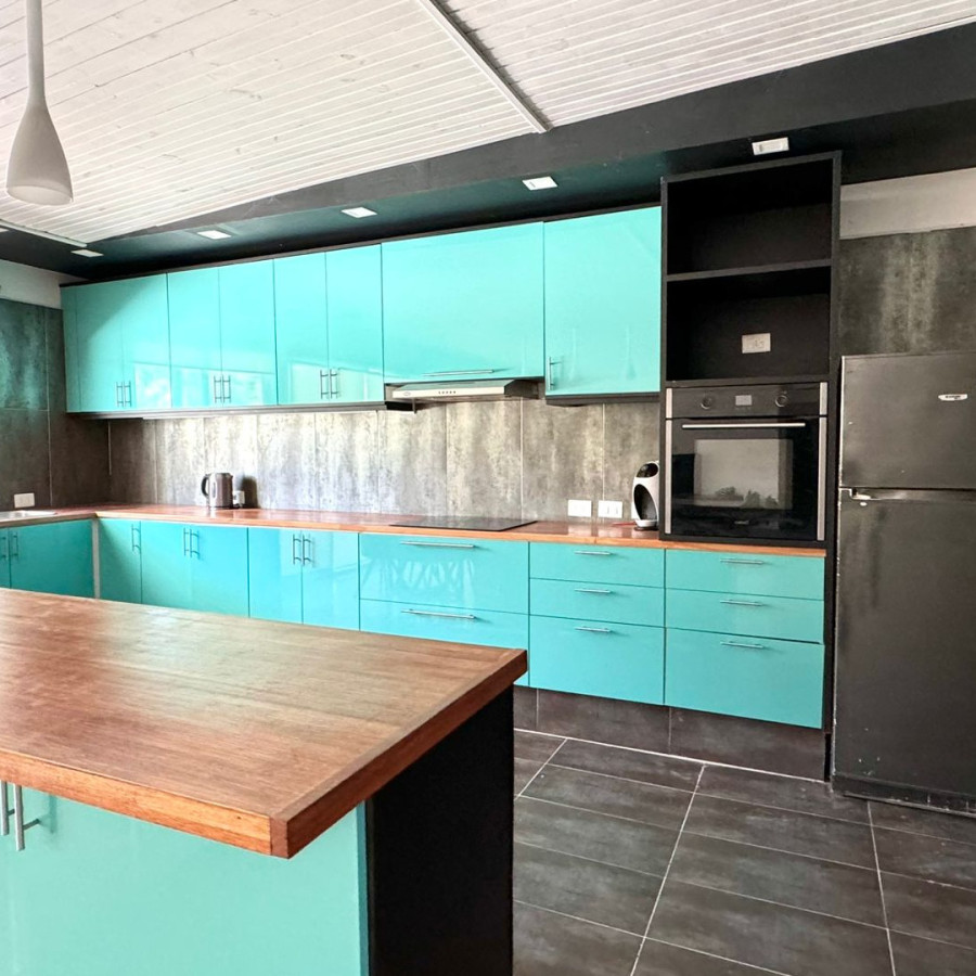 Casa ID.13 - Casa en venta 4 dormitorios en VERDE MORA 