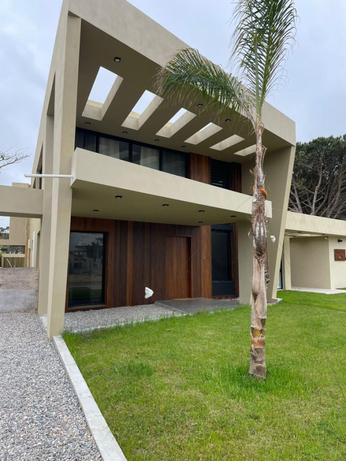 Casa ID.158 - Casa 3 dormitorios a metros del mar con piscina 