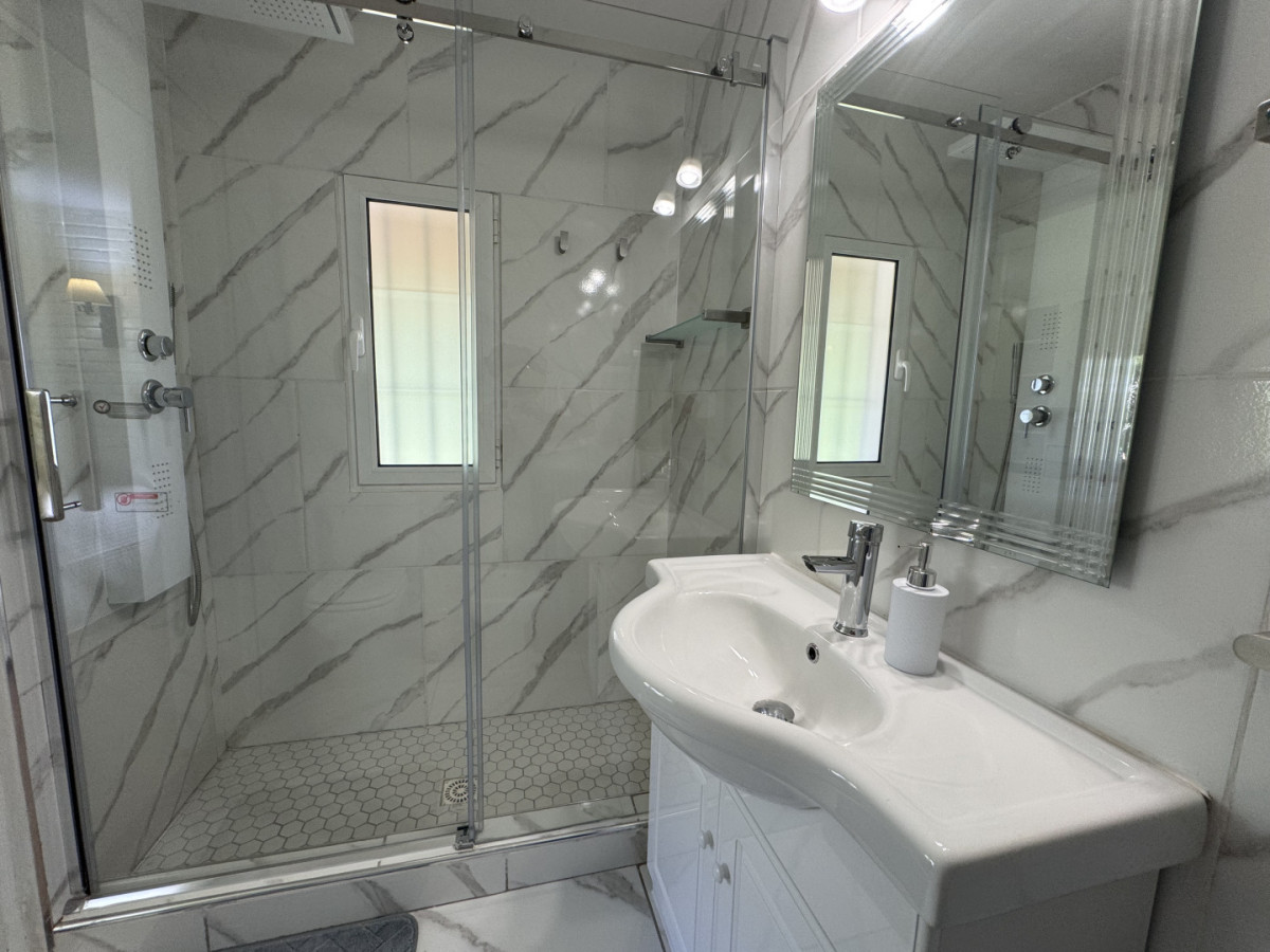 Casa ID.198 - ALQUILER ANUAL 3 DORMITORIOS