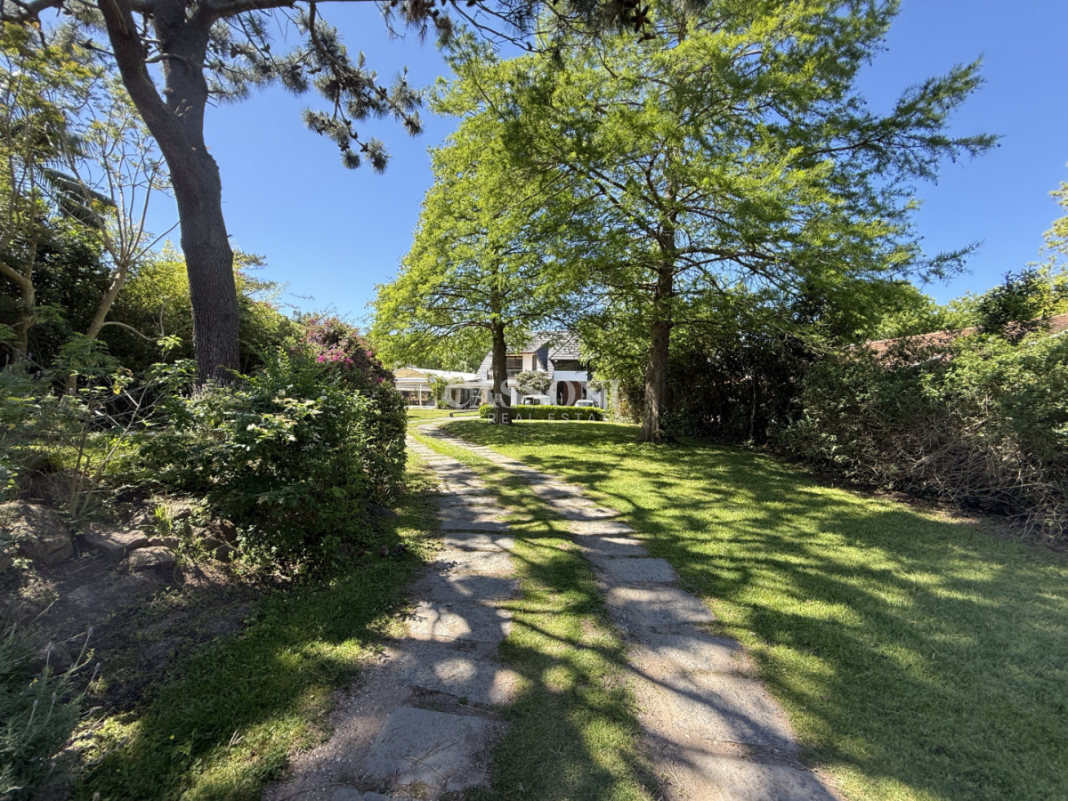 Casa ID.5135 - Casa Hotel en Paradas Mansa de 12 dormitorios