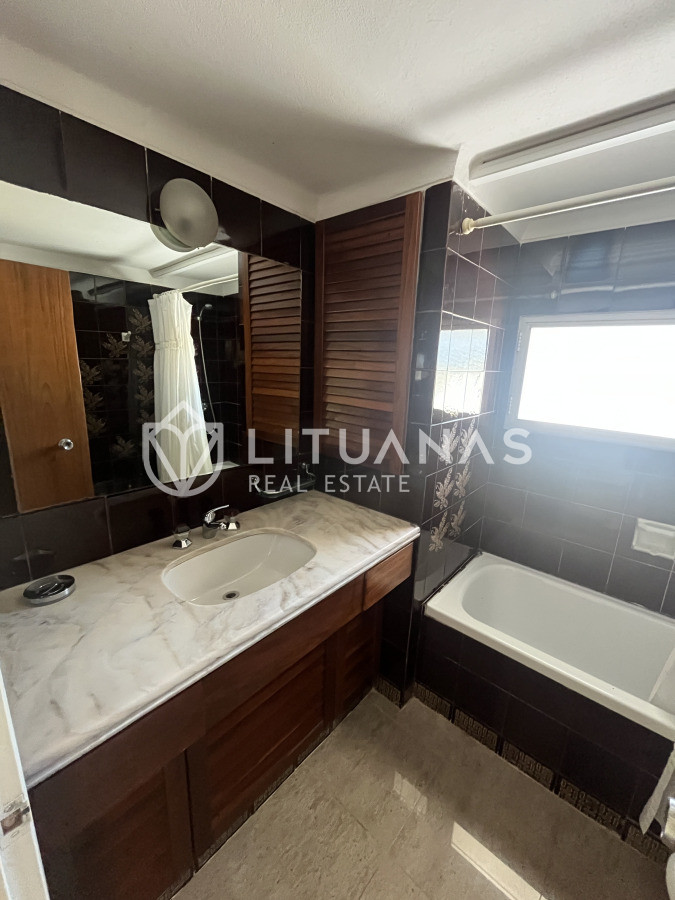 Apartamento ID.65 - Oportunidad sobre Roosevelt 2 dorm. Muy Luminoso!