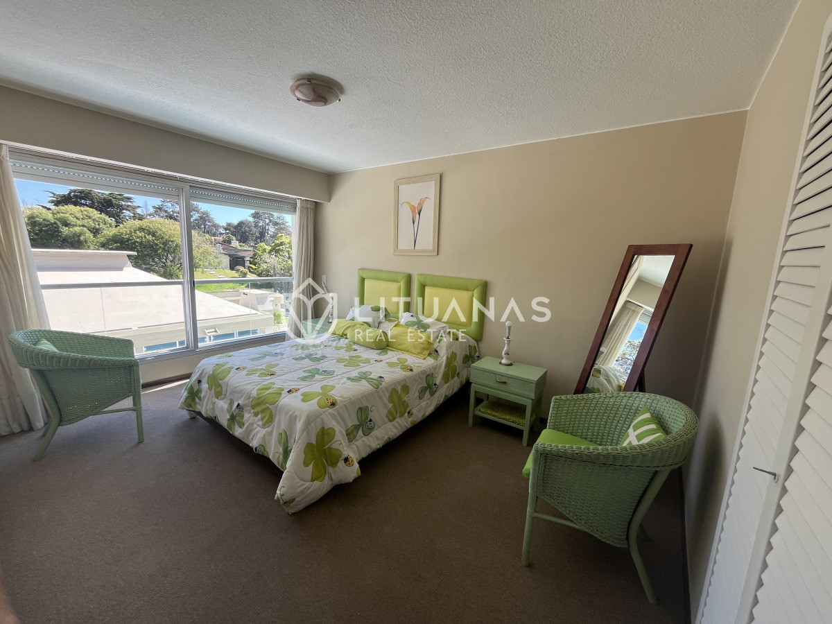 Apartamento ID.65 - Oportunidad sobre Roosevelt 2 dorm. Muy Luminoso!