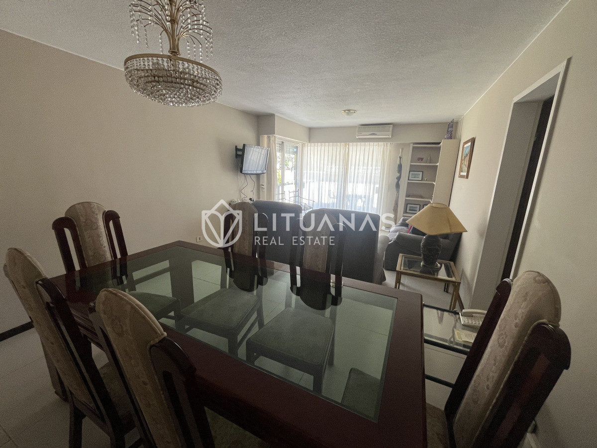 Apartamento ID.65 - Oportunidad sobre Roosevelt 2 dorm. Muy Luminoso!