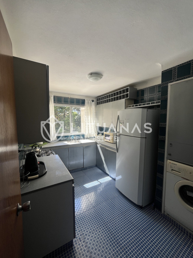 Apartamento ID.65 - Oportunidad sobre Roosevelt 2 dorm. Muy Luminoso!