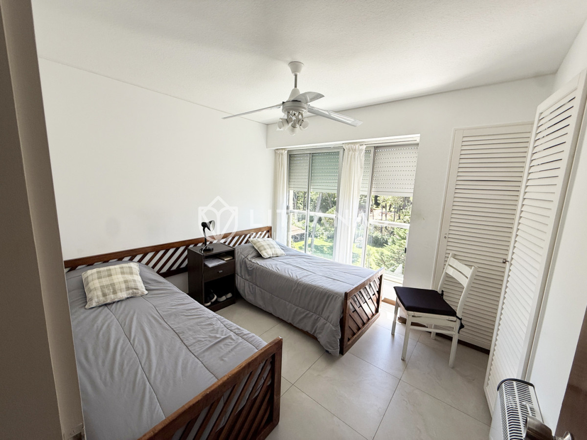Apartamento ID.104 - 2 dormitorios impecable zona Cantegril