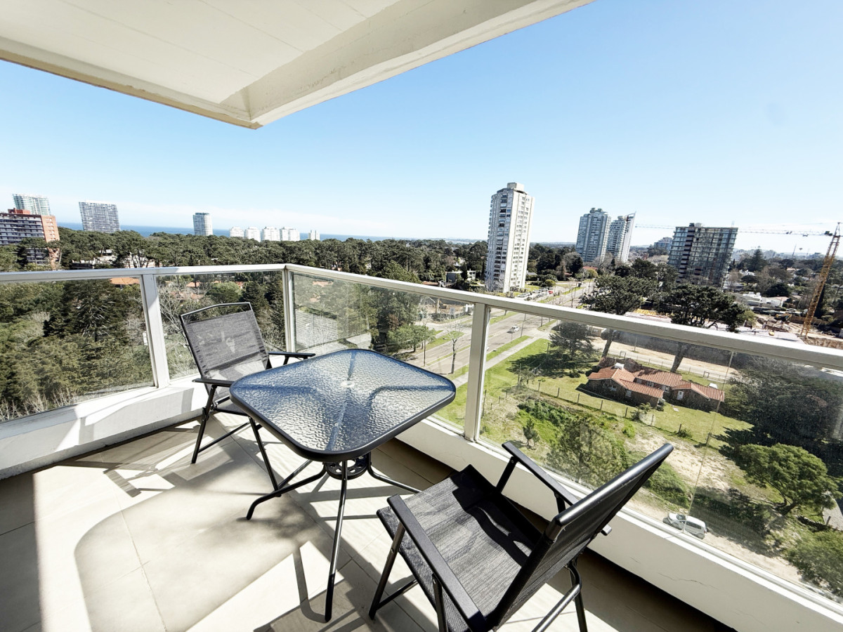 Impecable apartamento de 2 dormitorios en Cantegril