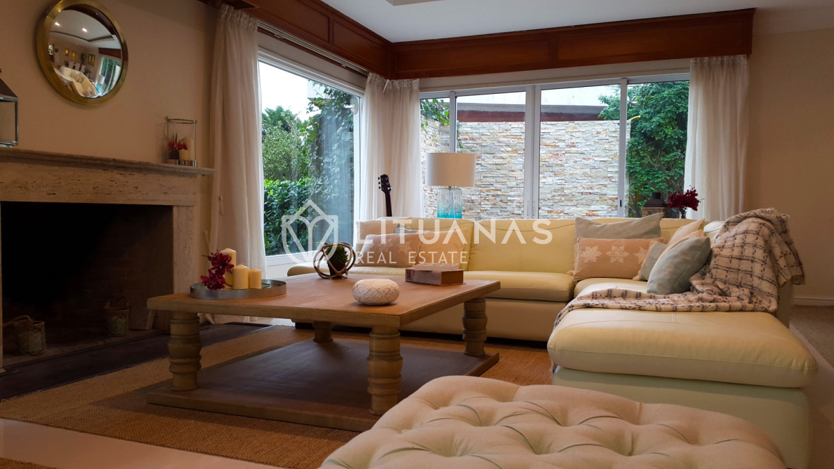 Casa ID.95 - Hermosa casa 4 dromitorios Playa Mansa